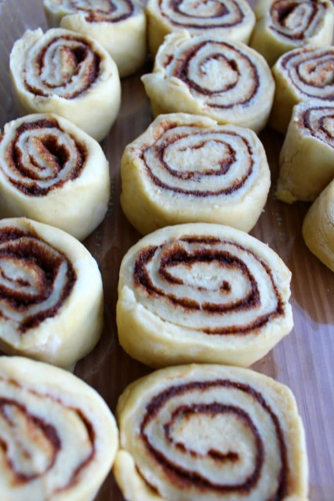 Copycat Cinnabon Cinnamon Rolls Recipe Fun Happy Home