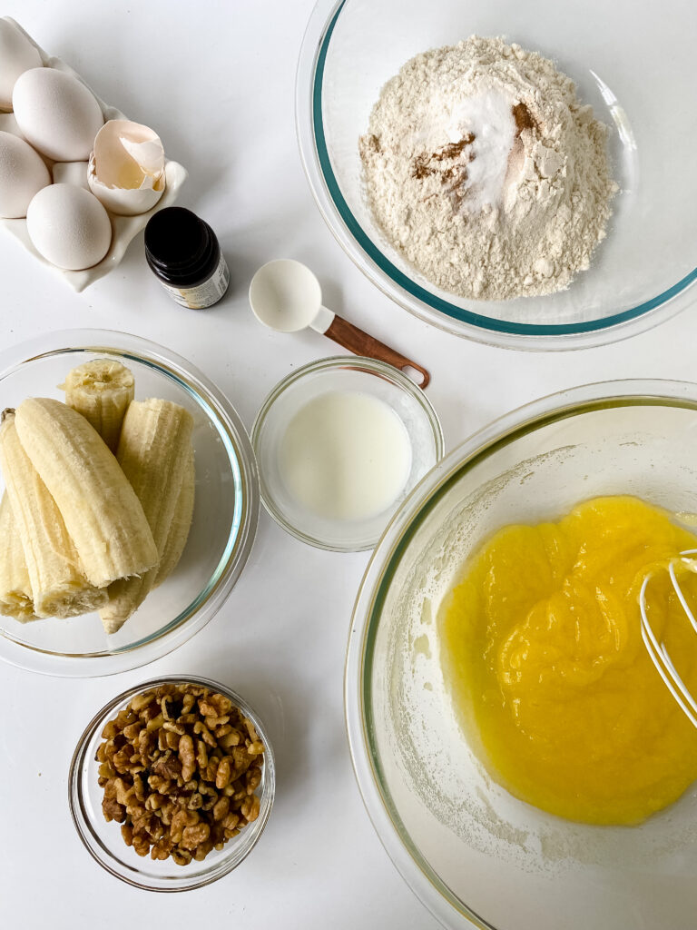 How to make Copycat Starbucks Banana Bread